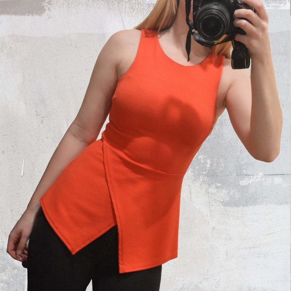 3/$15 🌺New look Modern Red Tank Top - Picture 1 of 8